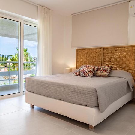 Arancia Elegant Rooms And Suites Tolo Bagian luar foto