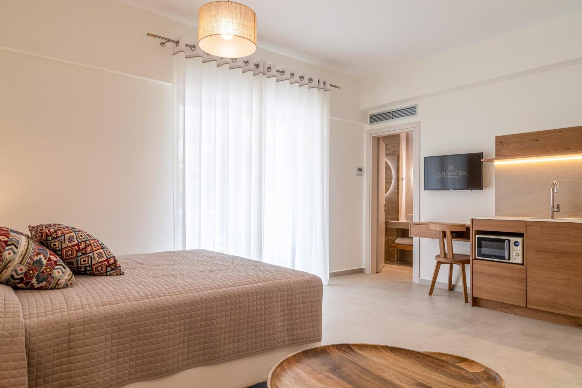 Arancia Elegant Rooms And Suites Tolo Bagian luar foto