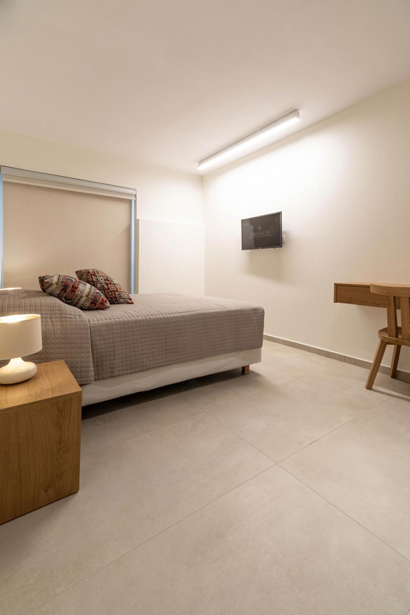 Arancia Elegant Rooms And Suites Tolo Bagian luar foto