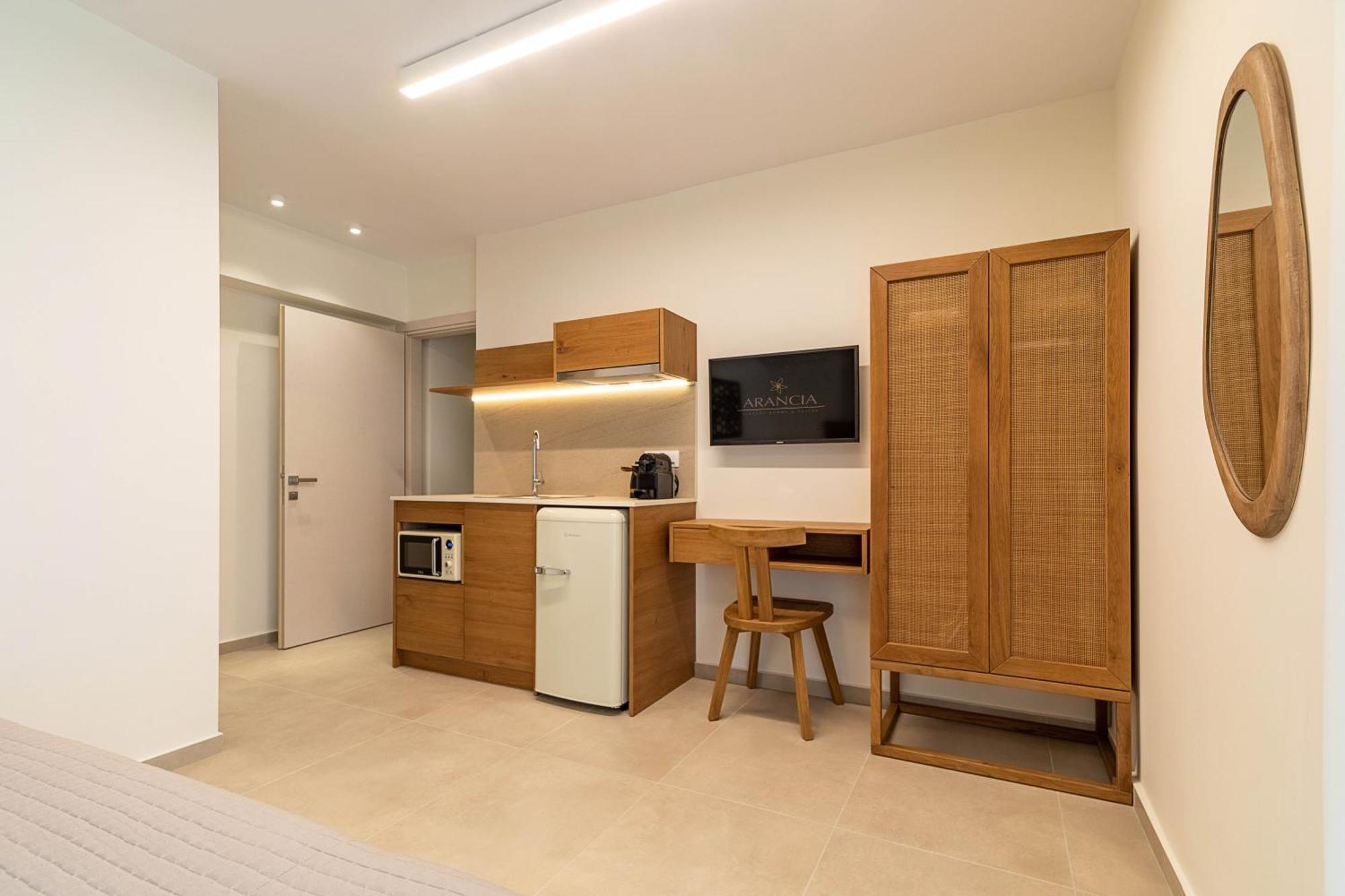 Arancia Elegant Rooms And Suites Tolo Bagian luar foto