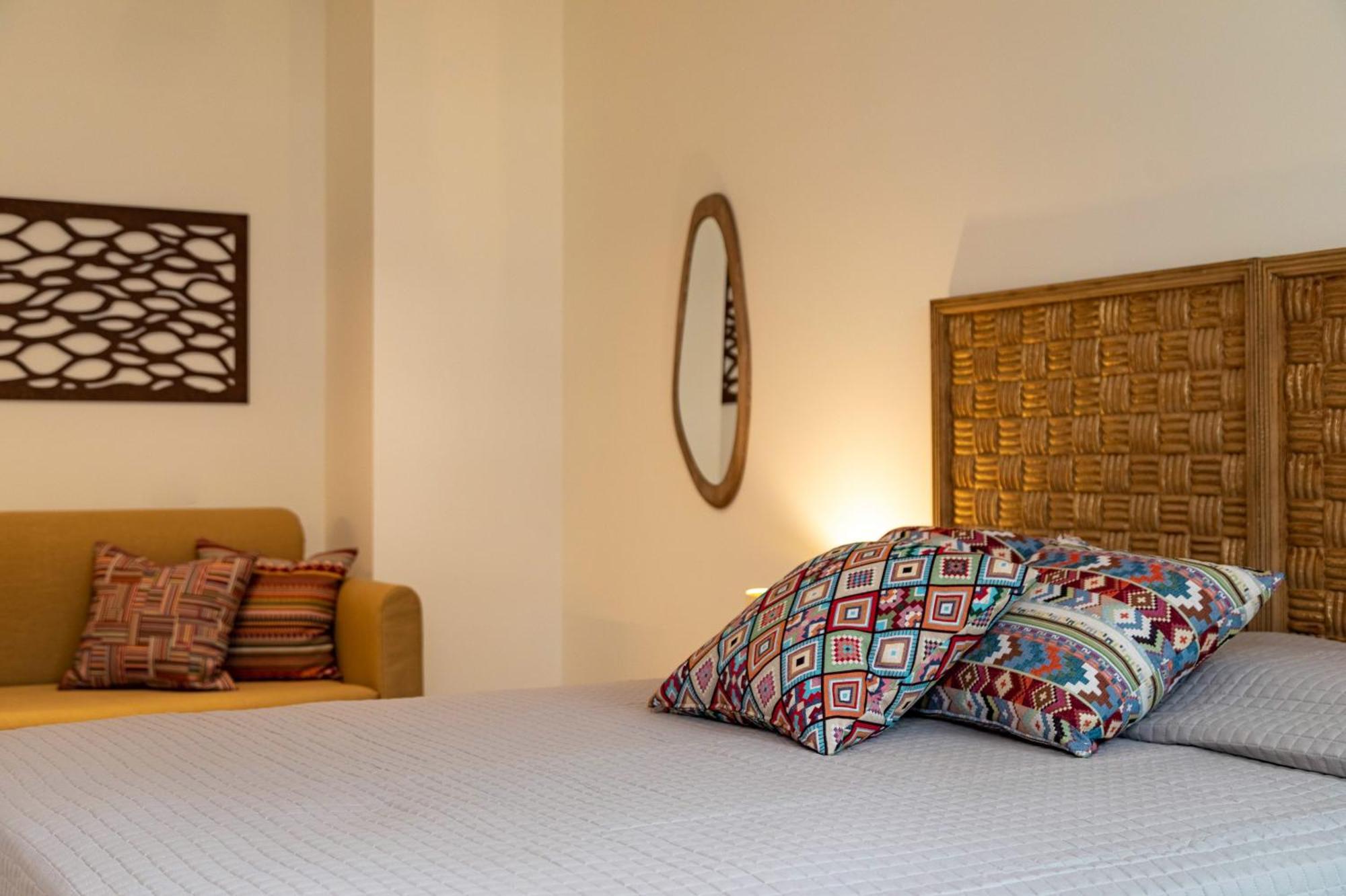 Arancia Elegant Rooms And Suites Tolo Bagian luar foto