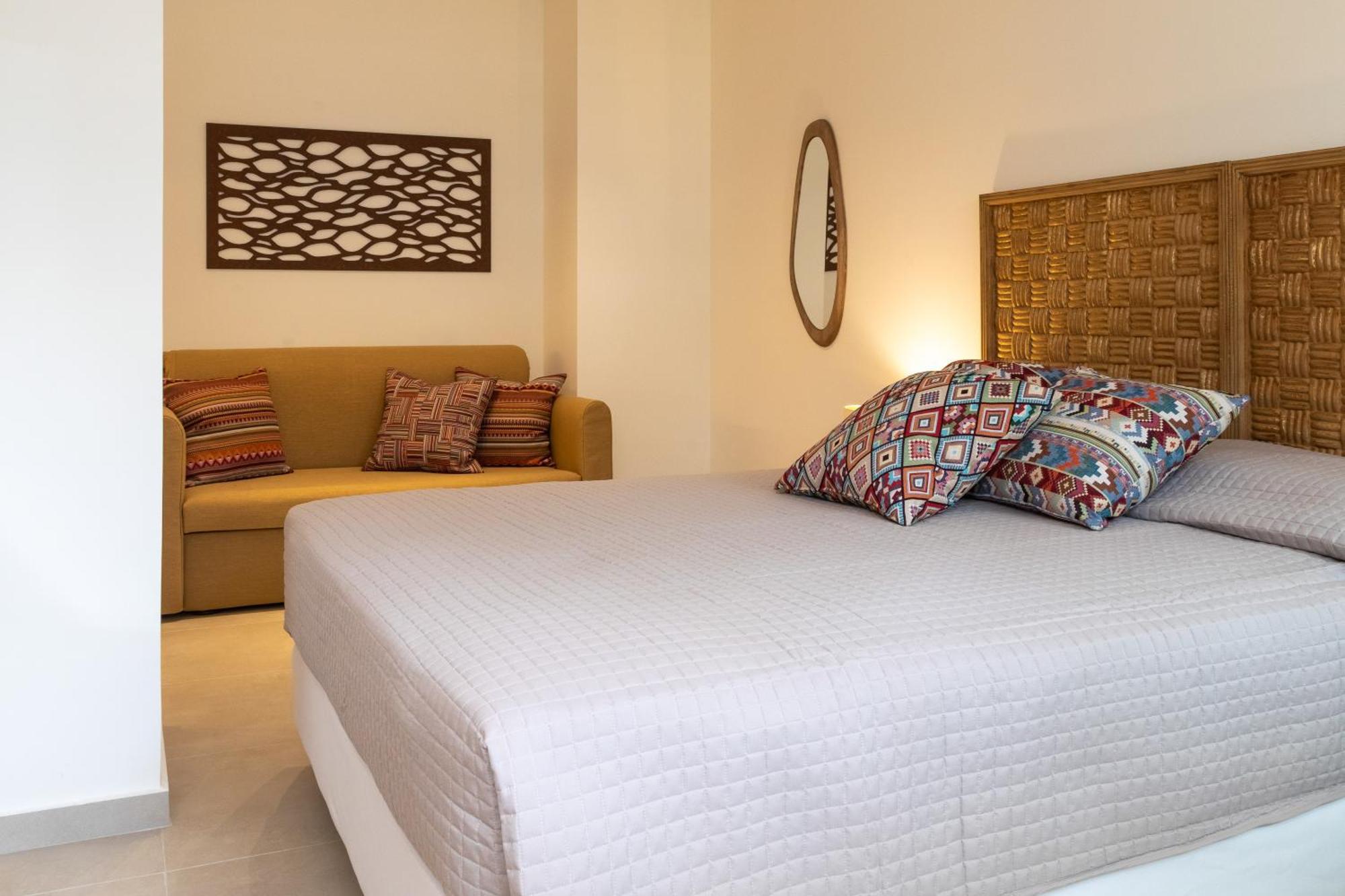 Arancia Elegant Rooms And Suites Tolo Bagian luar foto
